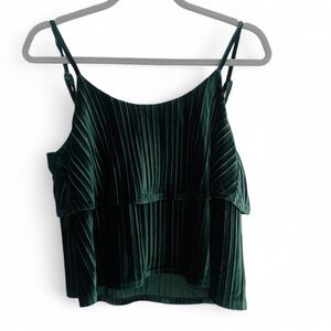 JACK BY BB DAKOTA GREEN VELVET PLEATED SPAGHETTI STRAP CROP TOP SIZE SMALL
